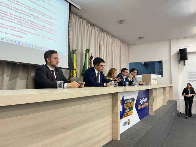 APPM DEBATE MUDANÇAS NO ESTATUTO APÓS SE REUNIR COM PREFEITOS ELEITOS E REELEITOS