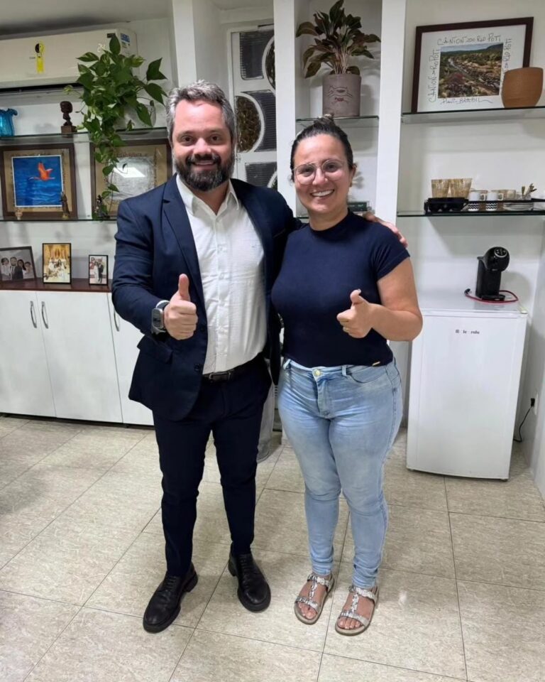 CAPITÃO GERVÁSIO/PI: PREFEITA GABRIELA SE REÚNE COM SECRETÁRIO DE GOVERNO PARA TRATAR DO DESENVOLVIMENTO DO MUNICÍPIO