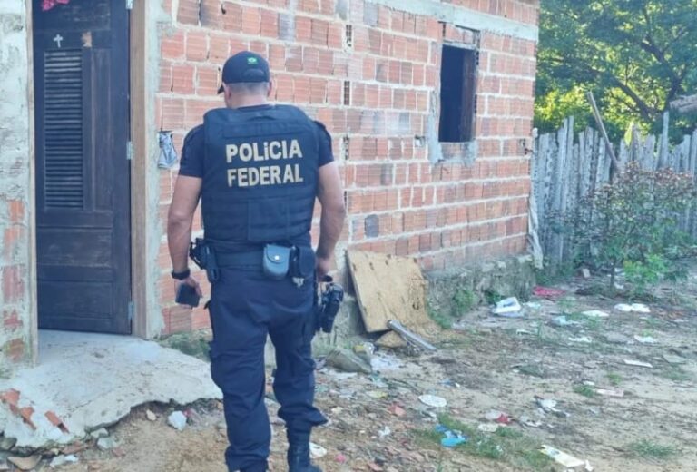 PARNAÍBA/PI- POLÍCIA FEDERAL CUMPRE MANDATOS CONTRA O TRÁFICO DE DROGAS