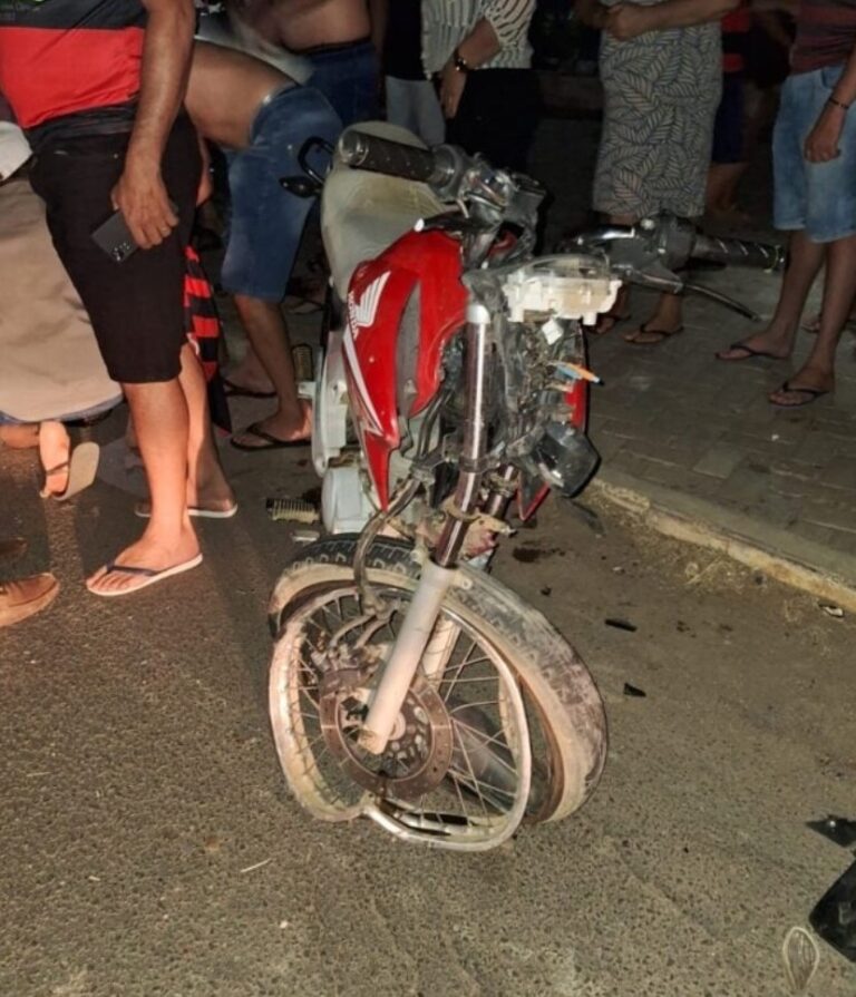 JACOBINA/PI: Casal morre e criança fica ferida após colisão entre moto e caminhonete
