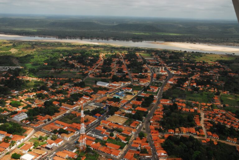 UNIÃO/PI: SERVIDORES MUNICIPAIS RECEBEM SALÁRIOS E 13º ANTECIPADOS NO FINAL DO ANO