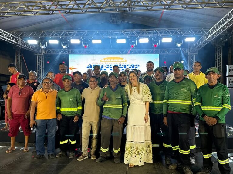 PARNAÍBA/PI: “NATAL DE AMOR, LUZ E FÉ” ENCANTA COM CORAL MIL VOZES, HOMENAGEM AOS GARIS E ESPETÁCULOS