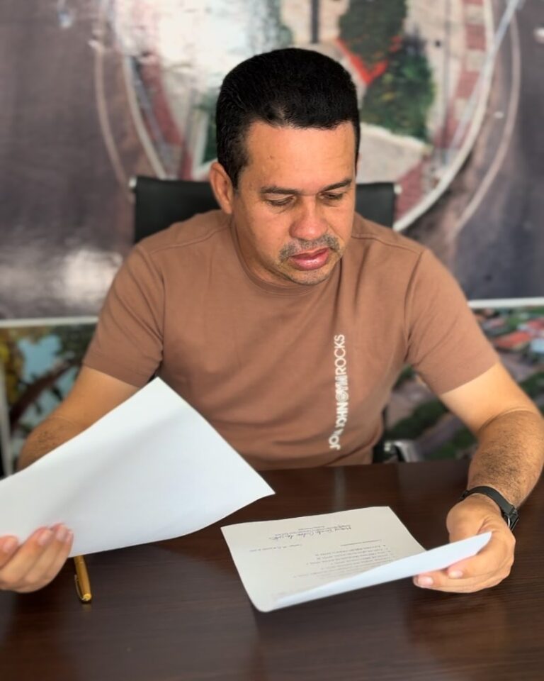 CAXINGÓ/PI: PREFEITO MAGNUM CARDOSO AUTORIZA MUDANÇA DE NÍVEL PARA PROFESSORES MUNICIPAIS