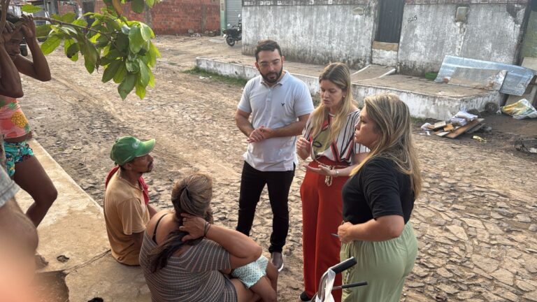 DEPUTADA GRACINHA MÃO SANTA ATUA DE FORMA INCANSÁVEL PARA MINIMIZAR OS IMPACTOS DAS CHUVAS INTENSAS EM PARNAÍBA