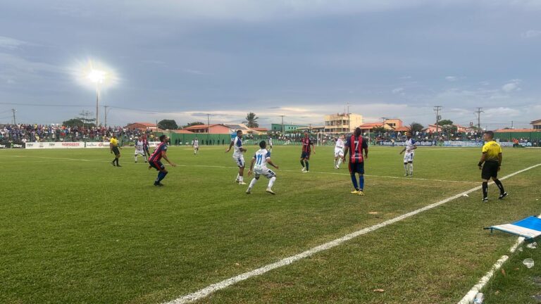 PIAUÍ VENCE PARNAHYBA E SEGUE NA DISPUTA PELO ESTADUAL