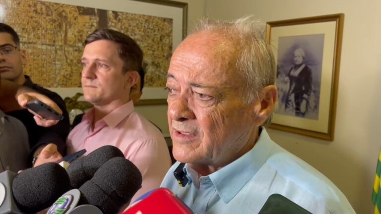 TERESINA/PI: PREFEITO SILVIO MENDES ANUNCIA ANTECIPAÇÃO DA FOLHA DE PAGAMENTO E PONTO FACULTATIVO NO CARNAVAL