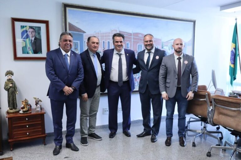 FLORIANO/PI: PREFEITO ANTÔNIO REIS CUMPRE AGENDA EM BRASÍLIA EM BUSCA DE RECURSOS