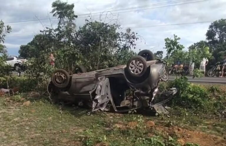 BATALHA/PI: CASAL E CRIANÇA MORREM EM GRAVE ACIDENTE NA PI-110