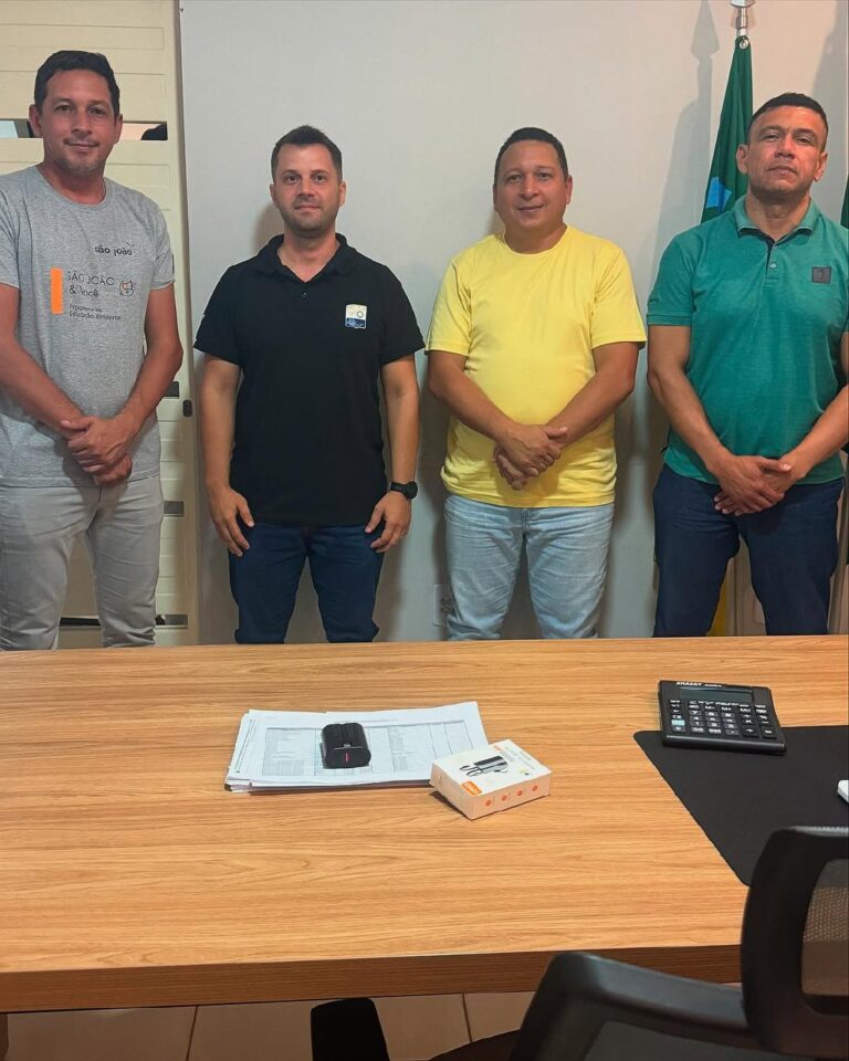 ALVORADA DO GURGUÉIA/PI: PREFEITO LÉCIO GUSTAVO SE REÚNE COM EQUIPE DA INFRAERO PARA MONITORAMENTO DO AERÓDROMO