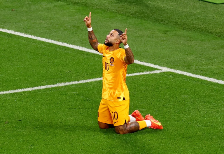 CONVOCADO PELA HOLANDA, MEMPHIS RETORNARÁ AO BRASIL ÀS VÉSPERAS DE SEGUNDA FINAL PELO CORINTHIANS