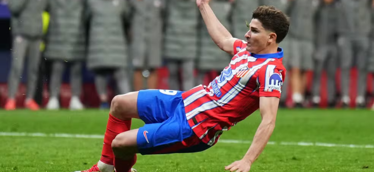 DOIS TOQUES: ENTENDA REGRA QUE ANULOU PÊNALTI DO ATLÉTICO DE MADRID NA CHAMPIONS LEAGUE