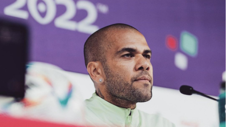 JUSTIÇA ABSOLVE DANIEL ALVES EM CASO DE AGRESSÃO SEXUAL