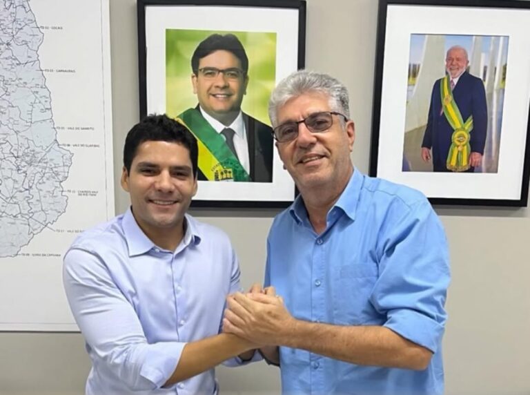 CORRENTE/PI: PREFEITO FILEMON PARANAGUÁ DISCUTE MELHORIAS NA INFRAESTRUTURA E ALFABETIZAÇÃO DURANTE AGENDA NA CAPITAL