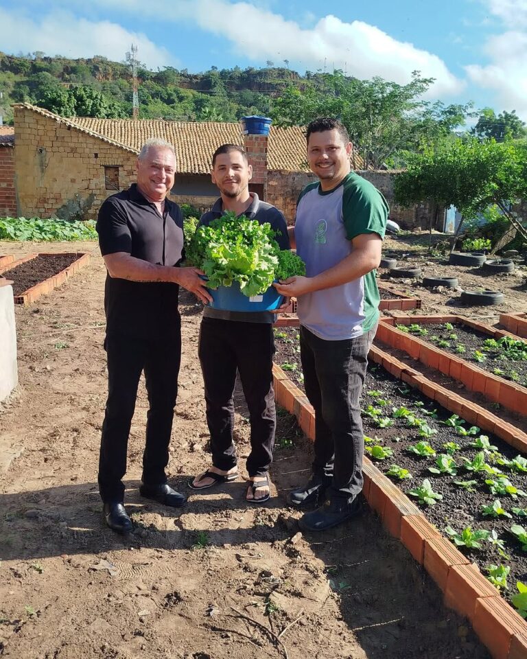 MILTON BRANDÃO/PI: PREFEITURA APRESENTA RESULTADOS POSITIVOS DA HORTA MUNICIPAL AGROECOLÓGICA
