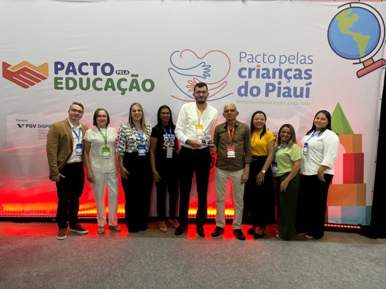 RIBEIRO GONÇALVES/PI: ESCOLA MUNICIPAL ROSENDO PAES LANDIM CONQUISTA PRÊMIO ALFA-10