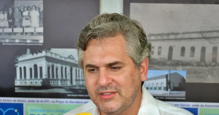 PICOS/PI: DR. PABLO SANTOS DIZ QUE A PREFEITURA ANALISA ROMPER CONTRATO COM A EMPRESA DO TRANSPORTE PÚBLICO E TER FROTA PRÓPRIA