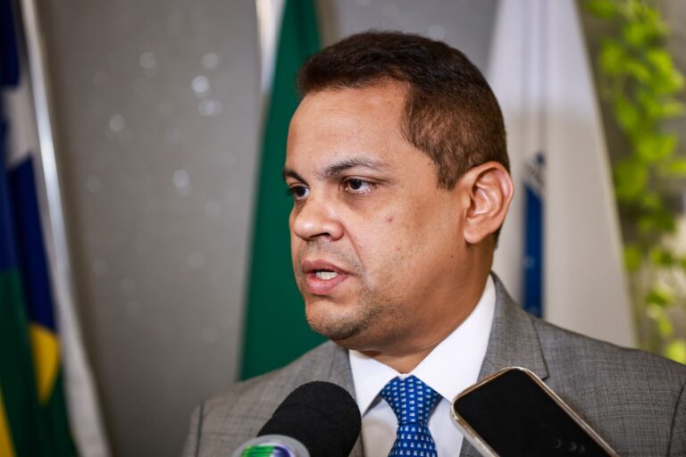OAB/PI: OAB ENTRA NA JUSTIÇA PARA OBRIGAR FMS A RETOMAR COM URGÊNCIA TRATAMENTO DE PACIENTES COM CÂNCER