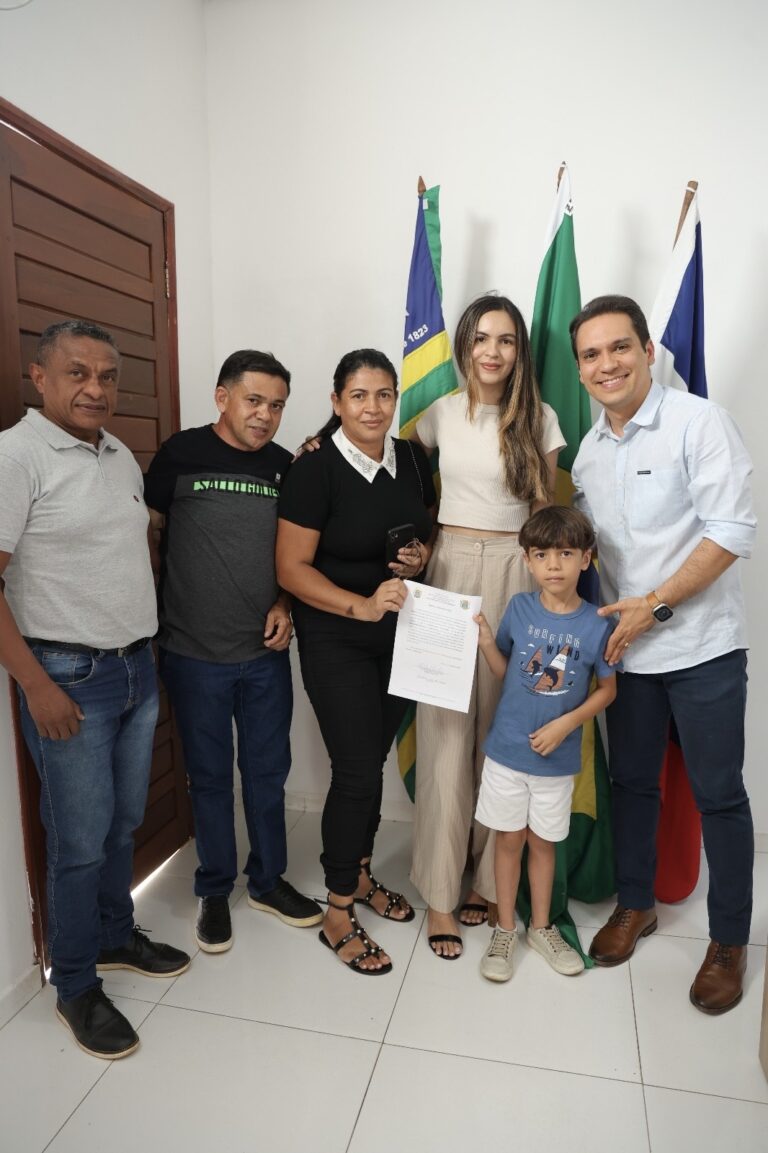 URUÇUÍ/PI: PREFEITURA REALIZA POSSE DE NOVOS SERVIDORES CONCURSADOS