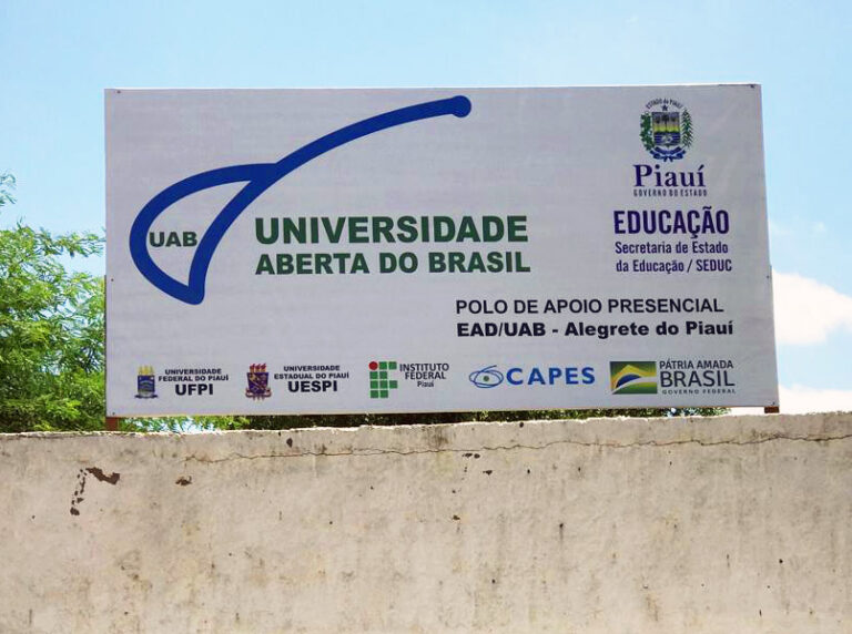 UFPI ABRE 1.286 VAGAS REMANESCENTES PARA CURSOS DE GRADUAÇÃO A DISTÂNCIA
