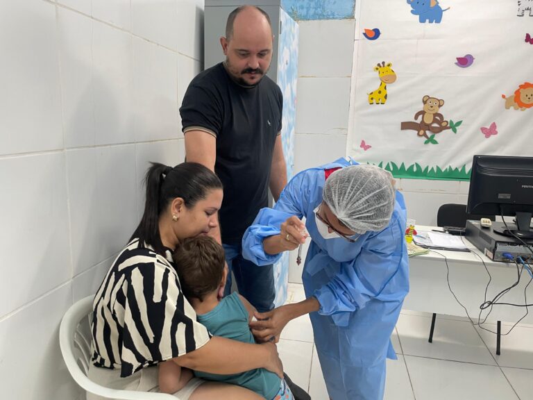 TERESINA/PI: FUNDAÇÃO MUNICIPAL DE SAÚDE REALIZA DIA D DE VACINAÇÃO CONTRA A GRIPE NESTE SÁBADO (17)