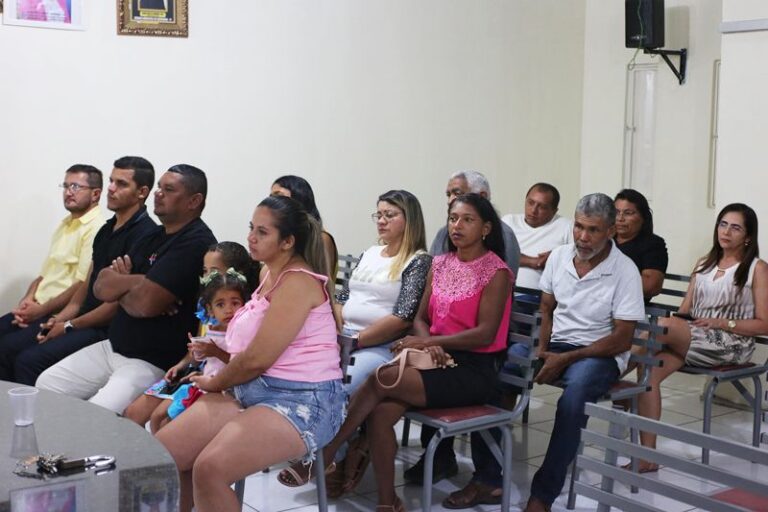 GEMINIANO/PI: AGRICULTORES SE REÚNEM EM GEMINIANO PARA DISCUTIR AÇÕES DE ENFRENTAMENTO À ESTIAGEM