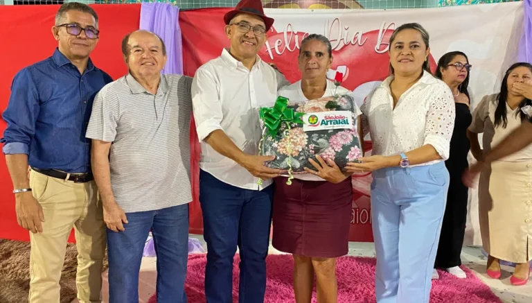 SÃO JOÃO DO ARRAIAL/PI: POPULAÇÃO DE SÃO JOÃO DO ARRAIAL PARTICIPA DE EVENTO EM COMEMORAÇÃO AO DIA DAS MÃES PROMOVIDO PELA PREFEITURA