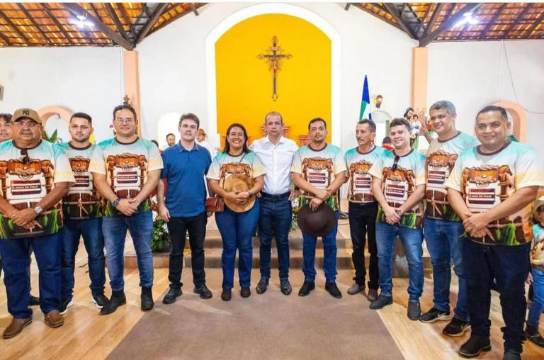 LAGOA DO PIAUÍ/PI: IDENTIDADE CULTURAL E TRADIÇÃO SÃO COMEMORADAS PELA MISSA DO VAQUEIRO E CAVALGADA EM LAGOA DO PIAUÍ