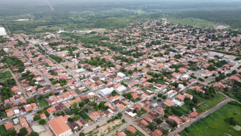 AVELINO LOPES/PI: JOVEM DE 22 ANOS É ENCONTRADO MORTO COM SINAIS DE VIOLÊNCIA EM ESTRADA VICINAL