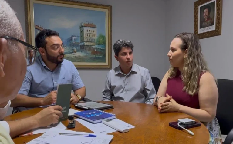 PARNAÍBA/PI: PREFEITURA DE PARNAÍBA AVANÇA NA REGULARIZAÇÃO FUNDIÁRIA COM ENTREGA DE 407 TÍTULOS DE TERRA