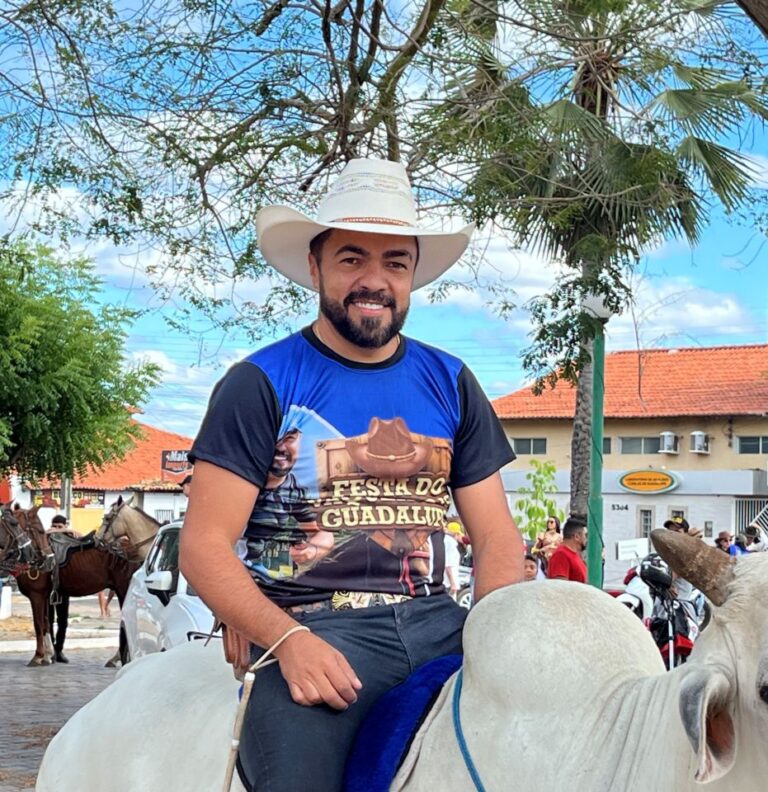 GUADALUPE/PI: MUNICÍPIO CELEBRA O DIA DO VAQUEIRO COM CAVALGADA E MISSA EM HOMENAGEM À CULTURA NORDESTINA