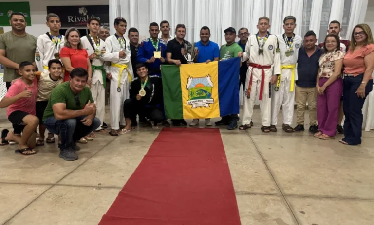 GEMINIANO/PI: MUNICÍPIO HOMENAGEIA ATLETAS MEDALHISTAS NO CAMPEONATO BRASILEIRO REGIONAL DE TAEKWONDO