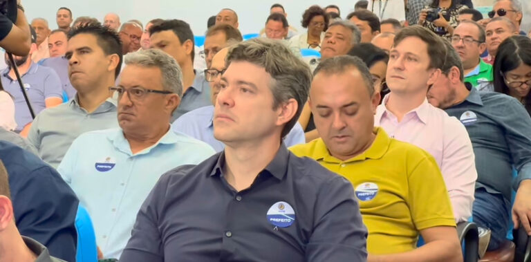 TERESINA/PI: PREFEITOS DO PIAUÍ MANIFESTAM APOIO À PEC DA REELEIÇÃO