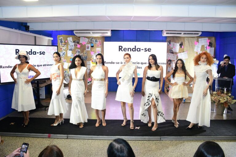 TERESINA/PI: SENAI APRESENTA EM DESFILE CRIATIVIDADE DE CONCLUINTES DO CURSO DE TÉCNICO EM VESTUÁRIO