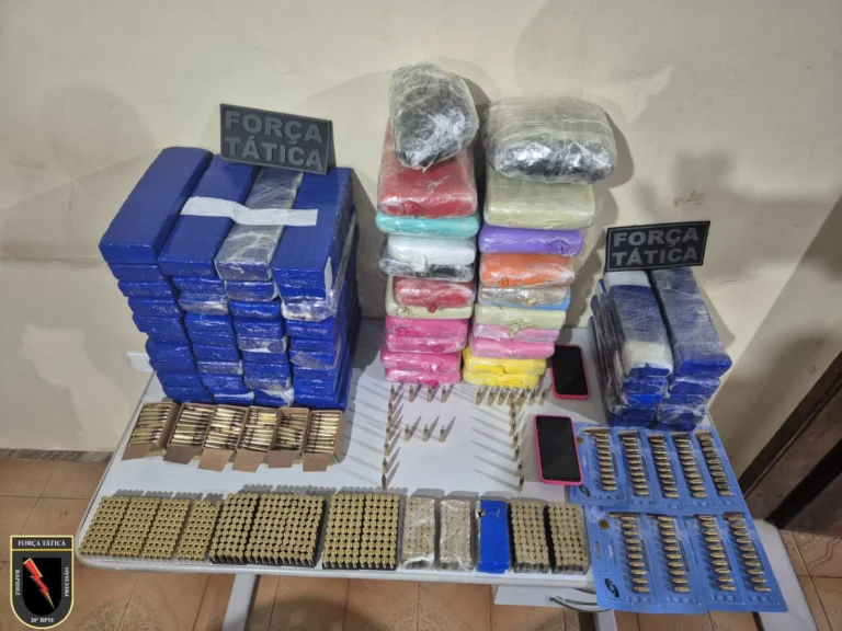 PAULISTANA/PI: AÇÃO DA POLÍCIA RESULTA EM GRANDE APRRENSÃO DE DROGAS E MUNIÇÕES