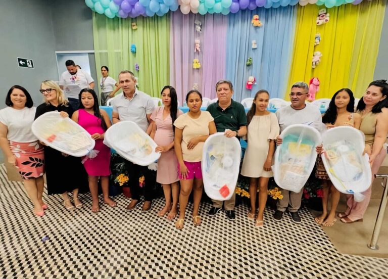 BARRAS/PI: PREFEITURA ENTREGA ENXOVAIS A GESTANTES ACOMPANHADAS PELO CRAS