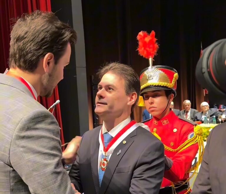 MINAS GERAIS/MG: ASSEMBLEIA LEGISLATIVA HOMENAGEIA PERSONALIDADES EM COMEMORAÇÃO AOS 190 ANOS DO PARLAMENTO MINEIRO