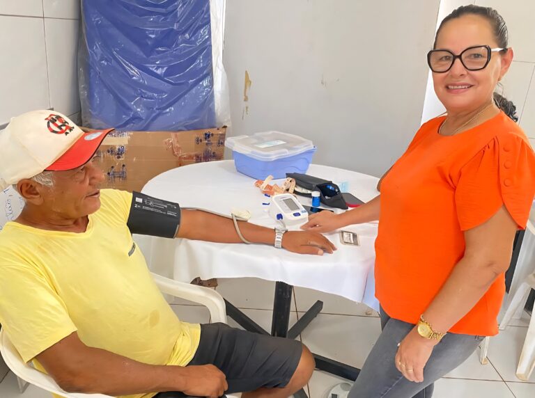 ANTÔNIO ALMEIDA/PI: AÇÃO ALERTA SOBRE HIPERTENSÃO DIABETES SAÚDE MENTAL