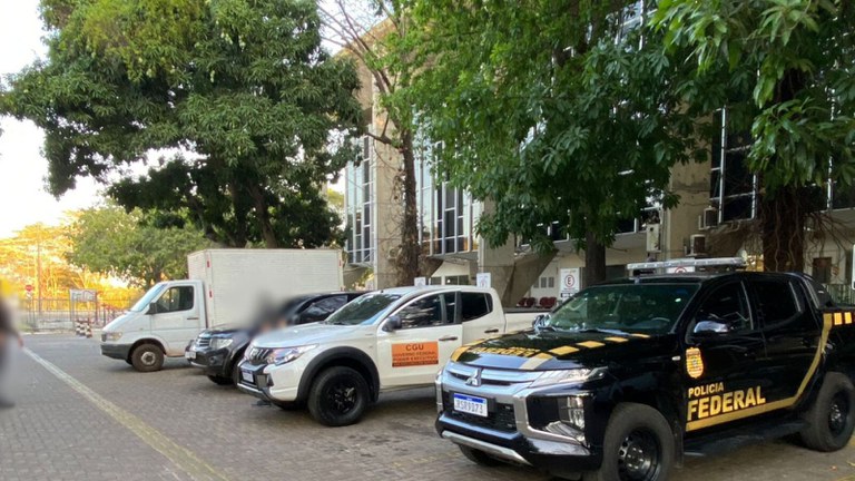 TERESINA/PI: POLÍCIA FEDERAL DESARTICULA ESQUEMA CRIMINOSO E PREJUÍZO MILIONÁRIO NA SAÚDE DO ESTADO