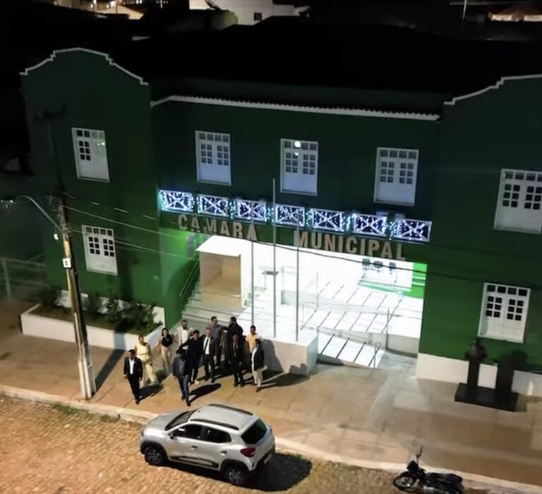 OEIRAS/PI: CREA PRESTIGIA LANÇAMENTO DA ASSOCIAÇÃO DOS ENGENHEIROS CIVIS DO VALE DO CANINDÉ