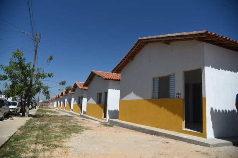 PREFEITURA PEDE AGILIDADE EM PROGRAMA QUE VAI BENEFICIAR BARRAS COM 192 CASAS