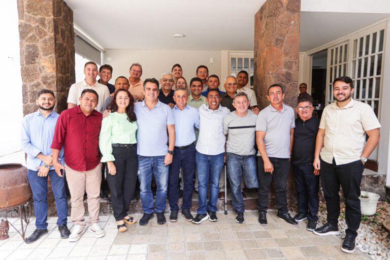 PIRACURUCA/PI:EX- PREFEITO, VEREADORES E SUPLENTES PELO PT ROMPEM COM RAFAEL E DECLARAM APOIO À OPOSIÇÃO