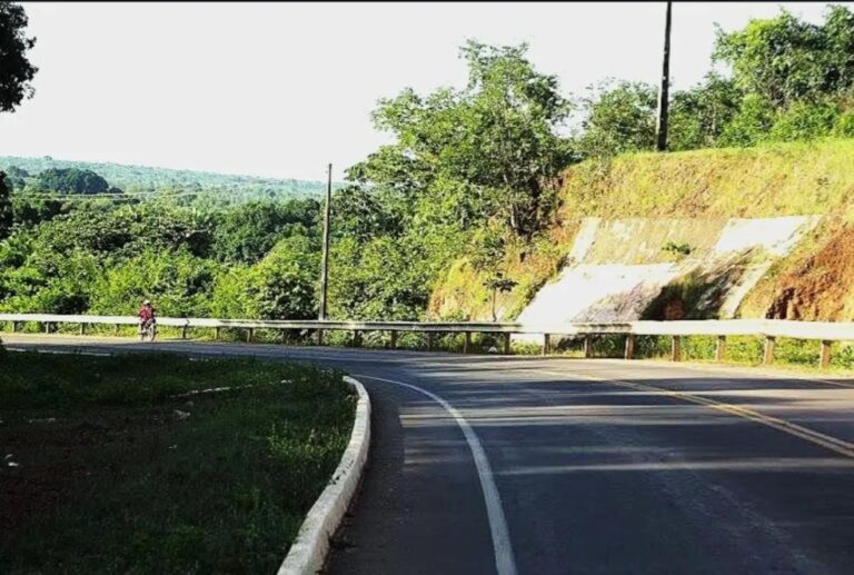 BARRAS/PI: EDILSON CAPOTE ANUNCIA INVESTIMENTO EM ILUMINAÇÃO PÚBLICA E REVITALIZAÇÃO DE CEMITÉRIO