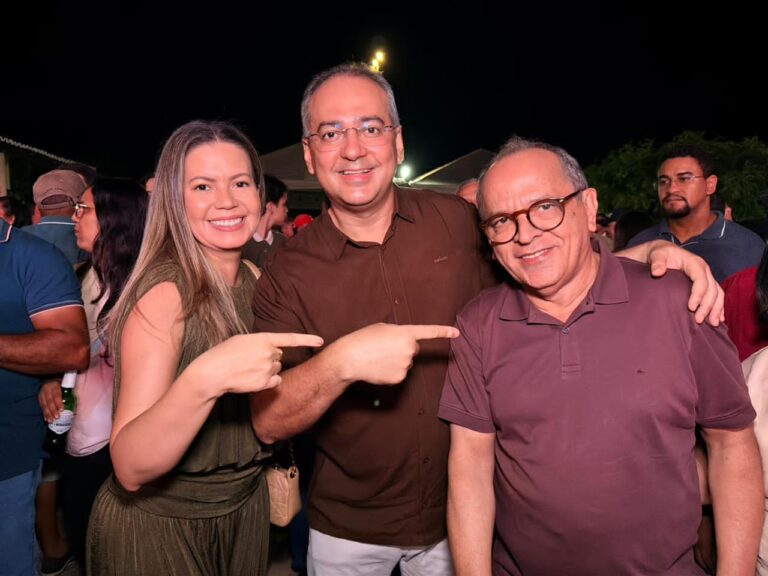 HÉLIO ISAÍAS GARANTE AVANÇOS IMPORTANTES PARA O MUNICÍPIO DE OEIRAS/PI