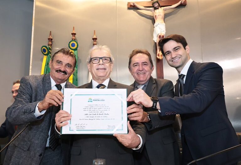 JOÃO VICENTE CLAUDINO AGORA É CEARENSE DE FORTALEZA