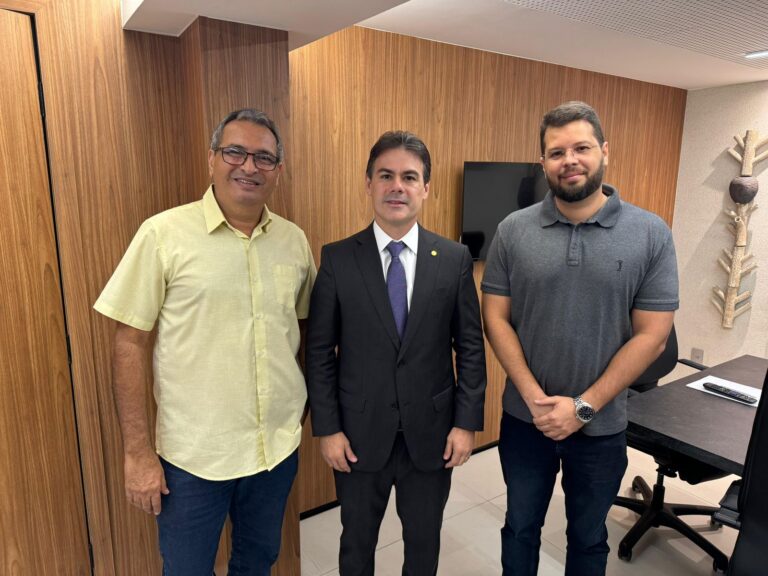 NAZÁRIA/PI: ARTICULAÇÃO POLÍTICA GARANTE AVANÇO DE OBRAS E NOVAS AÇÕES PARA O MUNICÍPIO