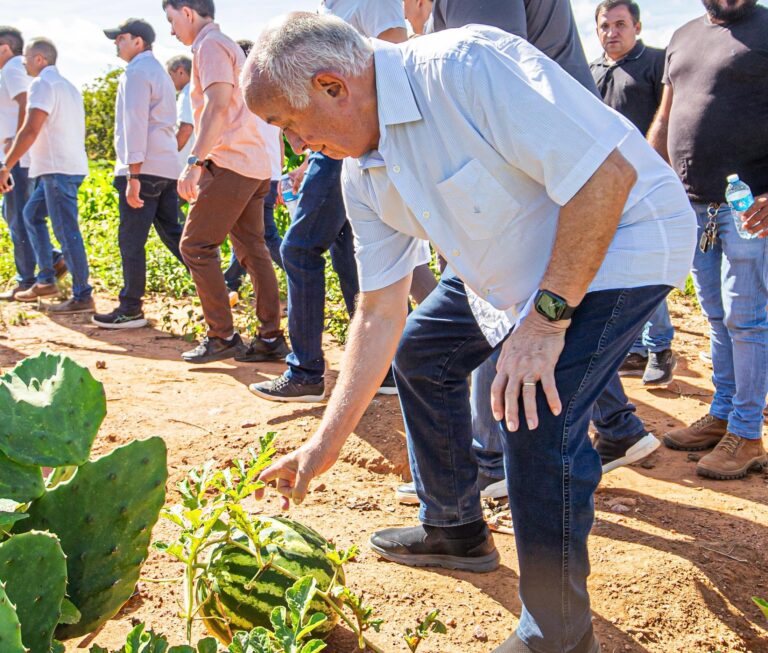 TERESINA/PI: JÚLIO CÉSAR DESTACA PROGRAMA DO SENAR QUE JÁ BENEFICIOU MAIS DE 2,2 MIL FAMÍLIAS NO MEIO RURAL DO PIAUÍ