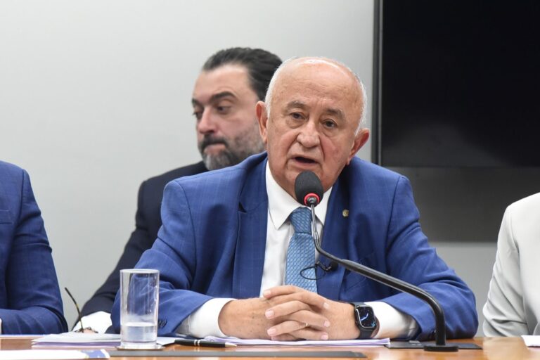 PIAUÍ: INSTITUTO VETOR³ APONTA JÚLIO CÉSAR ENTRE OS ELEITOS AO SENADO