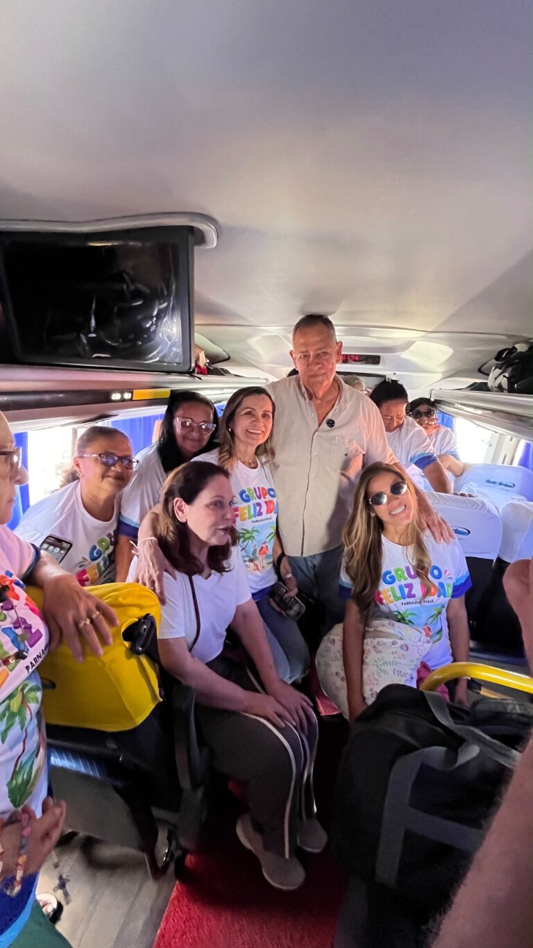 PARNAGUÁ/PI: PREFEITURA LEVA MELHOR IDADE PARA MOMENTO DE LAZER E CONVIVÊNCIA EM FORTALEZA