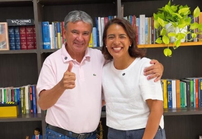 LAGOA DO PIAUÍ: CAMILA BARBOSA SE REÚNE COM WELLINGTON DIAS PARA TRATAR DE AÇÕES PARA O MUNICÍPIO