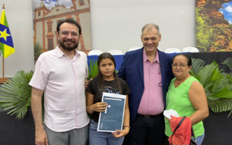 PIRACURUCA/PI: PROGRAMA REGULARIZA AVANÇA E BENEFICIA MAIS DE 300 FAMÍLIAS NO BAIRRO TRÊS LAGOAS